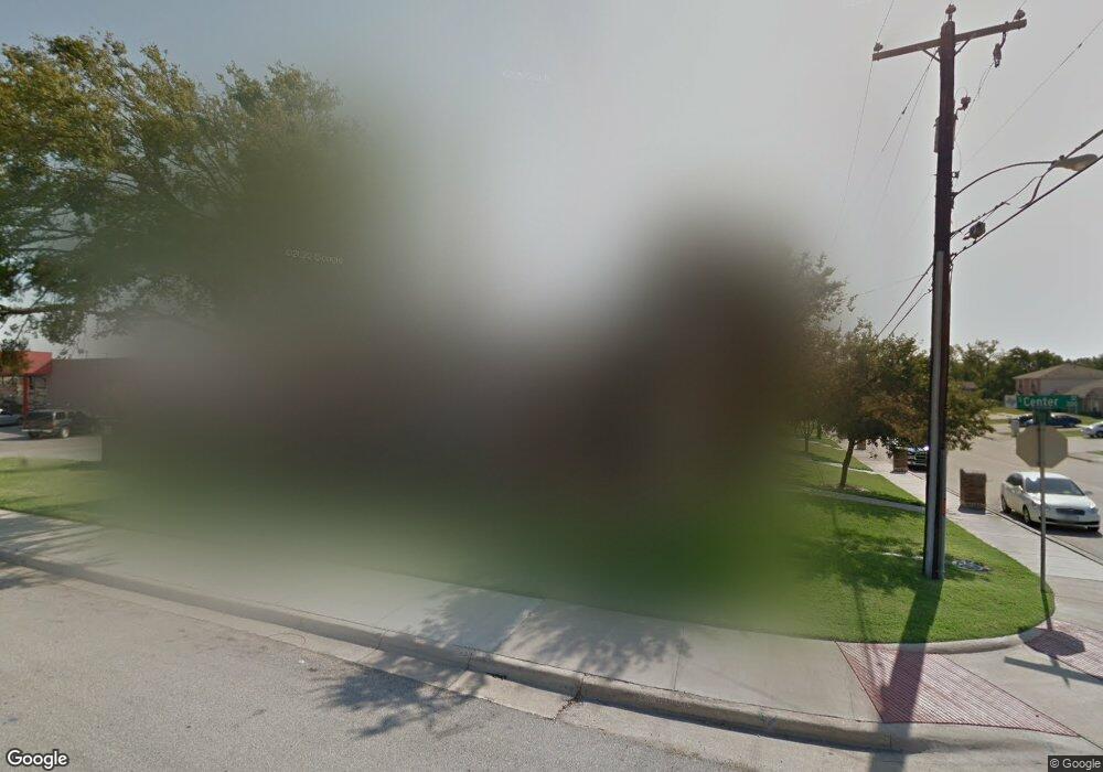 104 SE Dallas St, Grand Prairie, TX 75051 - photo 1