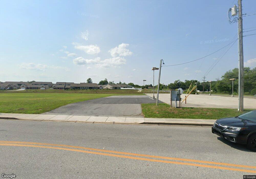 530 N Queen St, Littlestown, PA 17340 - photo 1