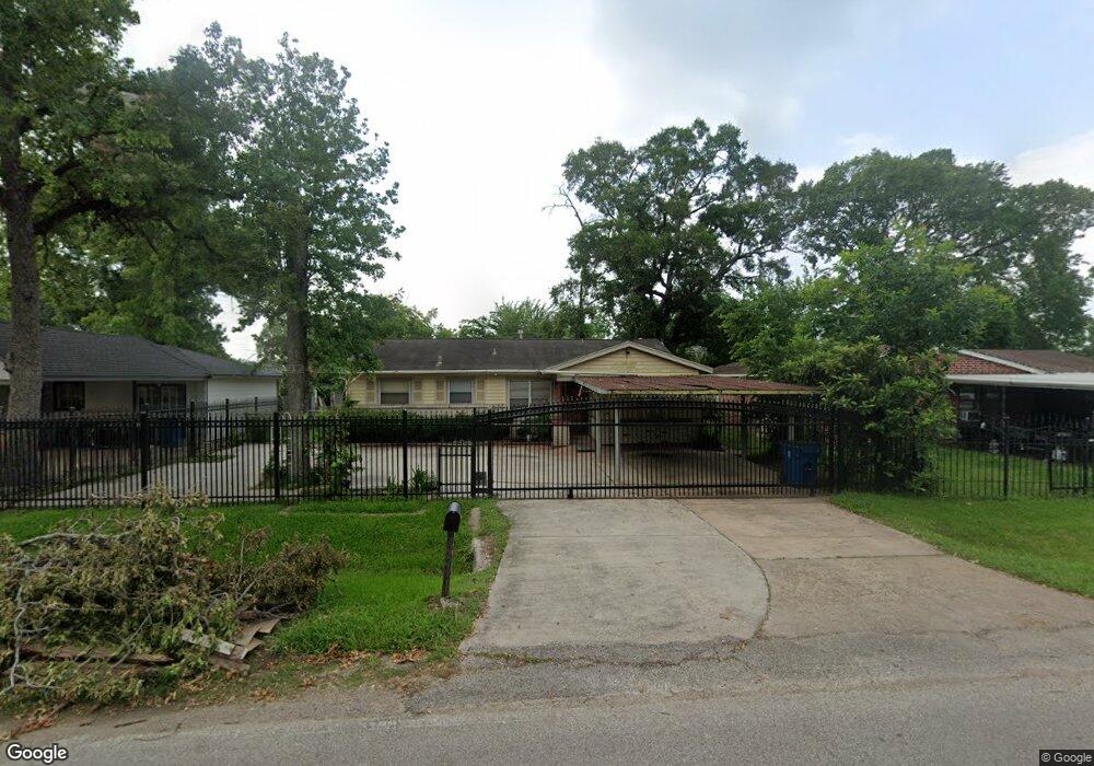 2706 Brea Crest St, Houston, TX 77093 - photo 1