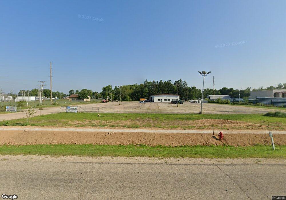 320 Water St, Evansville, WI 53536 - photo 1