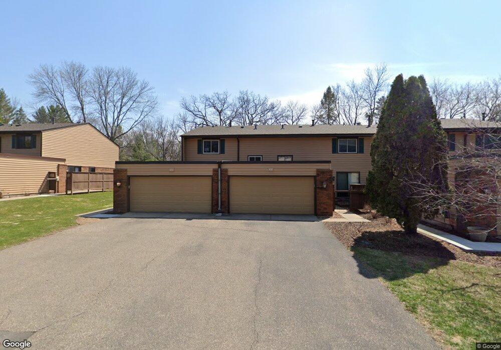 4793 Spring Cir, Minnetonka, MN 55345 - photo 1