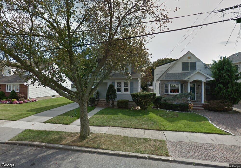 516 7th Ave, New Hyde Park, NY 11040 - photo 1