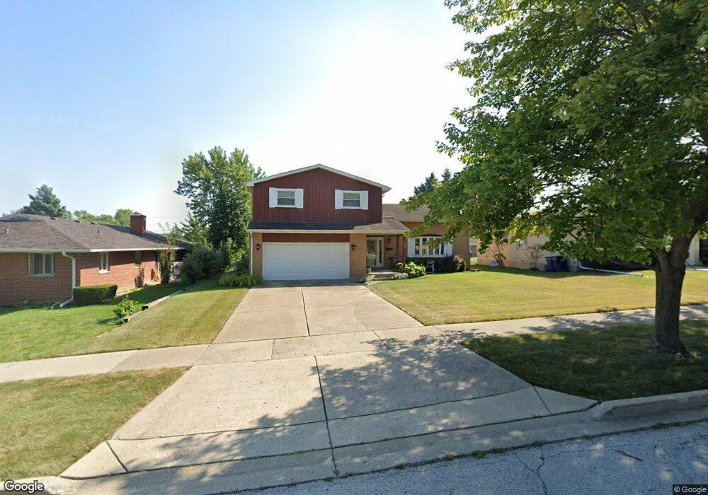 2233 Pearsall Pkwy, Waukegan, IL 60085 - photo 1