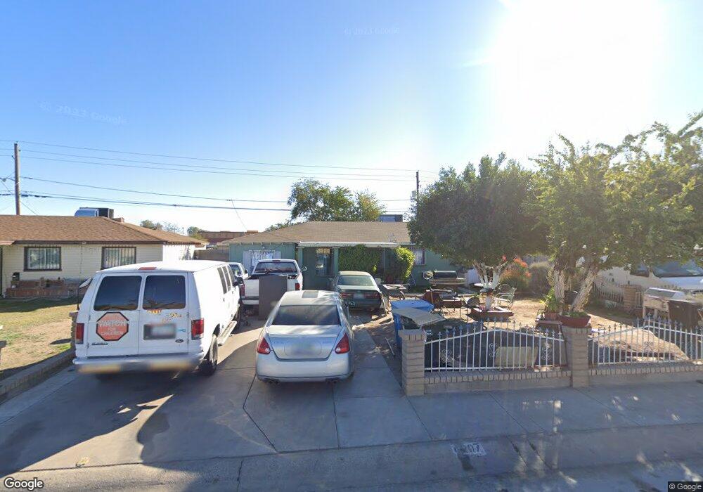 4207 N 47th Dr, Phoenix, AZ 85031 - photo 1