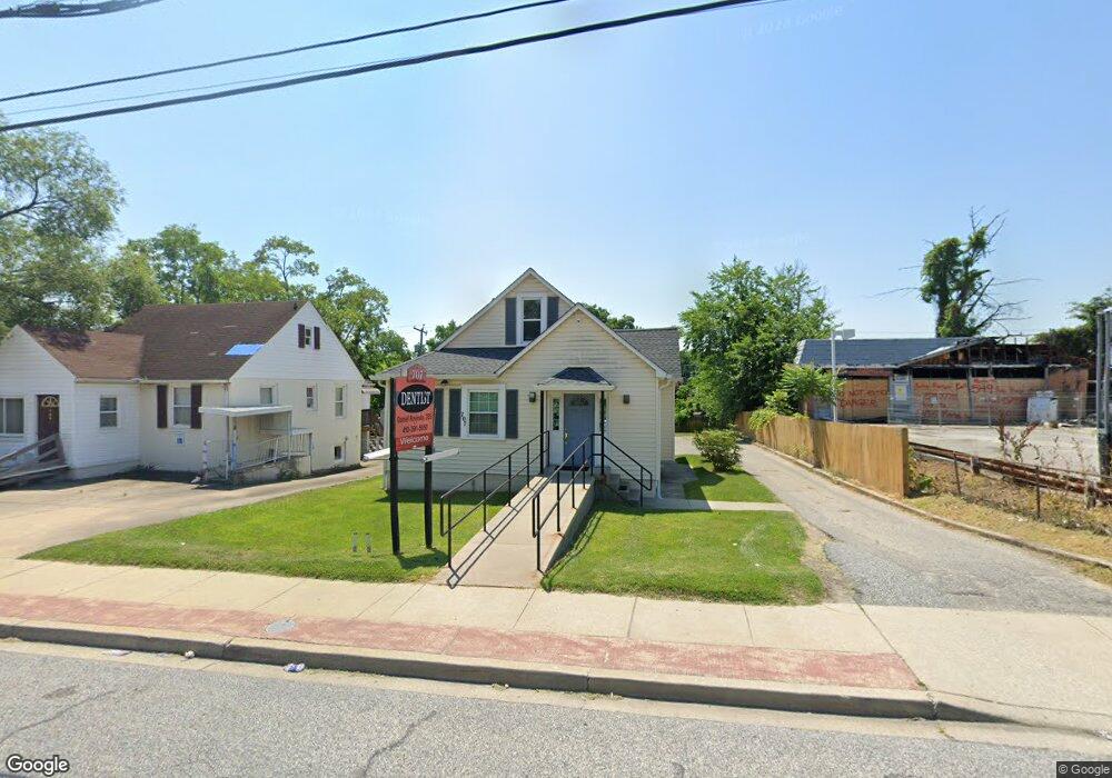 707 Eastern Blvd, Essex, MD 21221 - photo 1