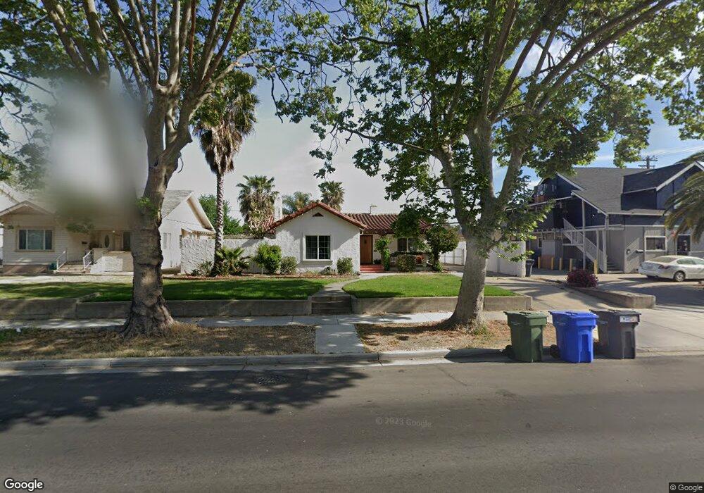 527 W Main St, Turlock, CA 95380 - photo 1