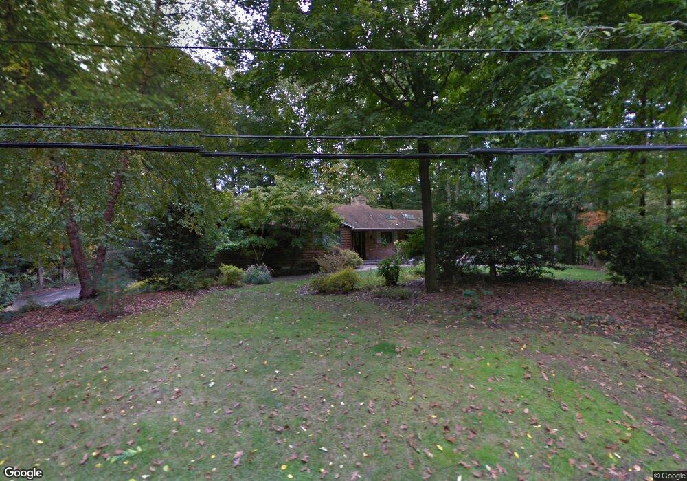 40 Pinehill Dr, Upper Saddle River, NJ 07458 - photo 1