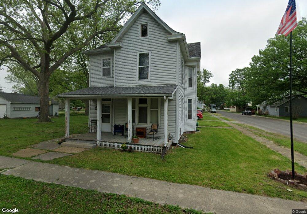 111 E Washington St, Freeburg, IL 62243 - photo 1