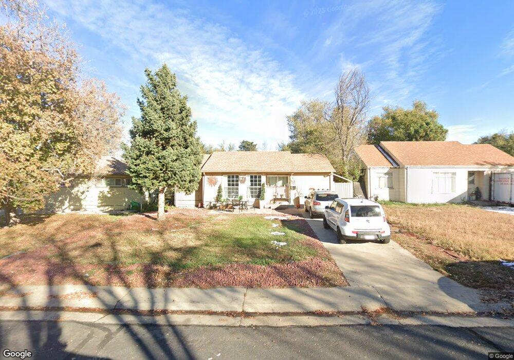 2240 Geneva St, Aurora, CO 80010 - photo 1