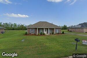 282 Bayou Crossing Dr, Raceland, LA 70394