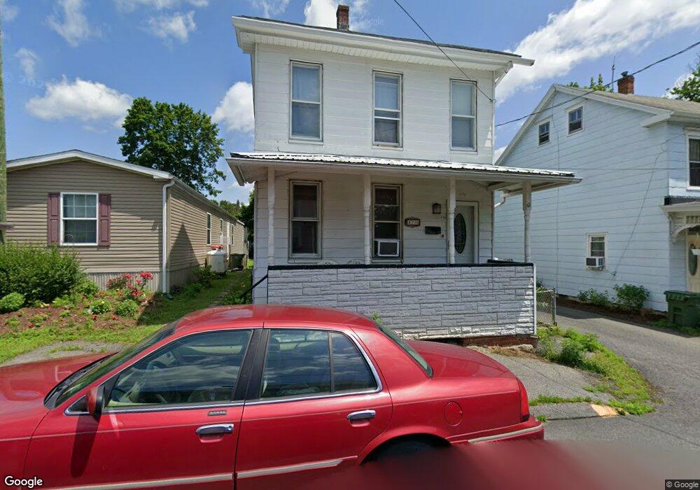 37 Maple St, Pine Grove, PA 17963 - photo 1