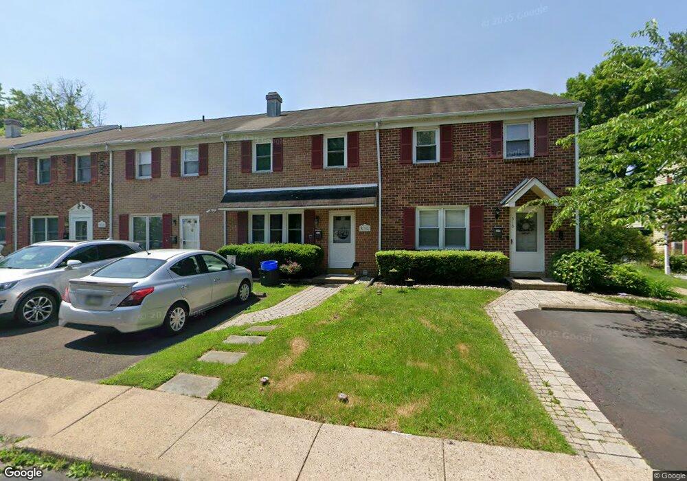 514 Barrington Ct, Sellersville, PA 18960 - photo 1