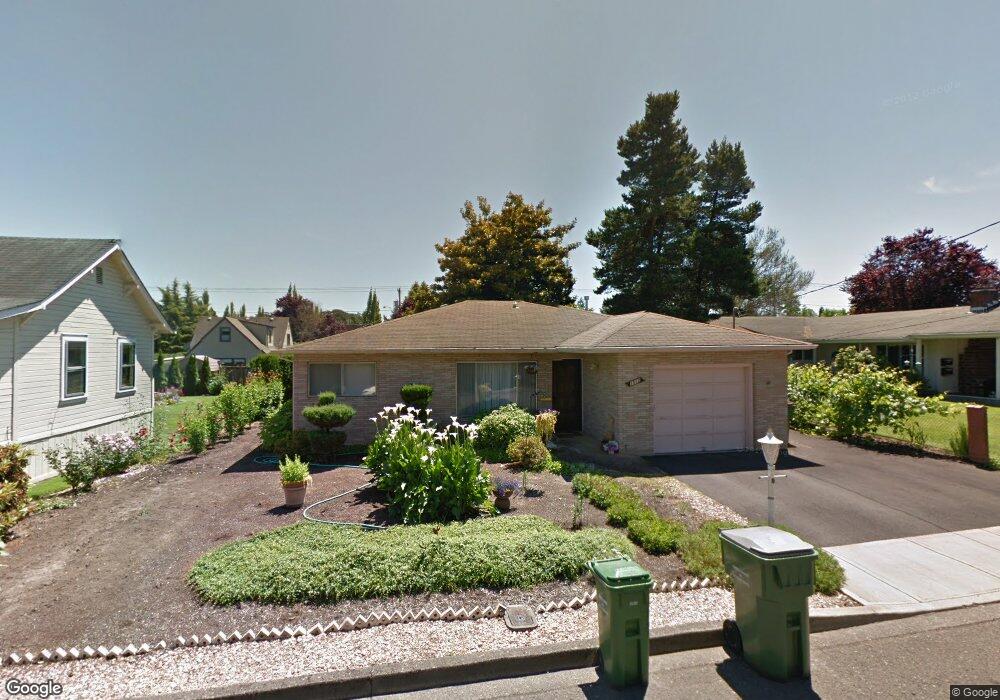 1012 Cherry St, Newberg, OR 97132 - photo 1