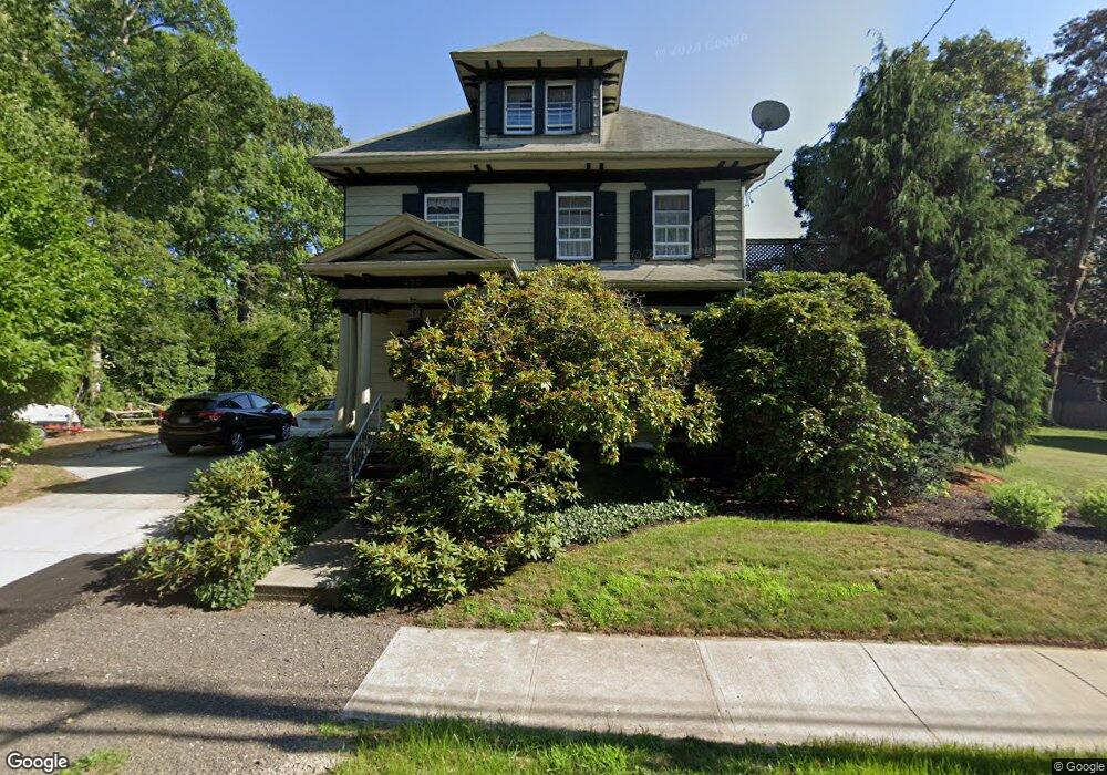 430 Hawthorn St, New Bedford, MA 02740 - photo 1