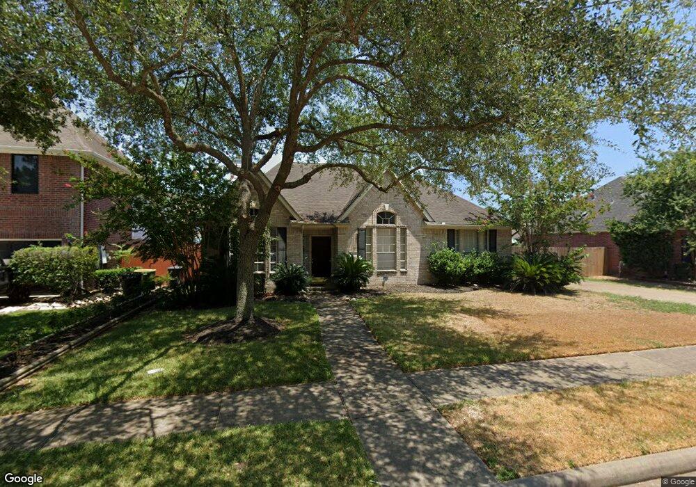 5207 Playa Dr, Pearland, TX 77584 - photo 1