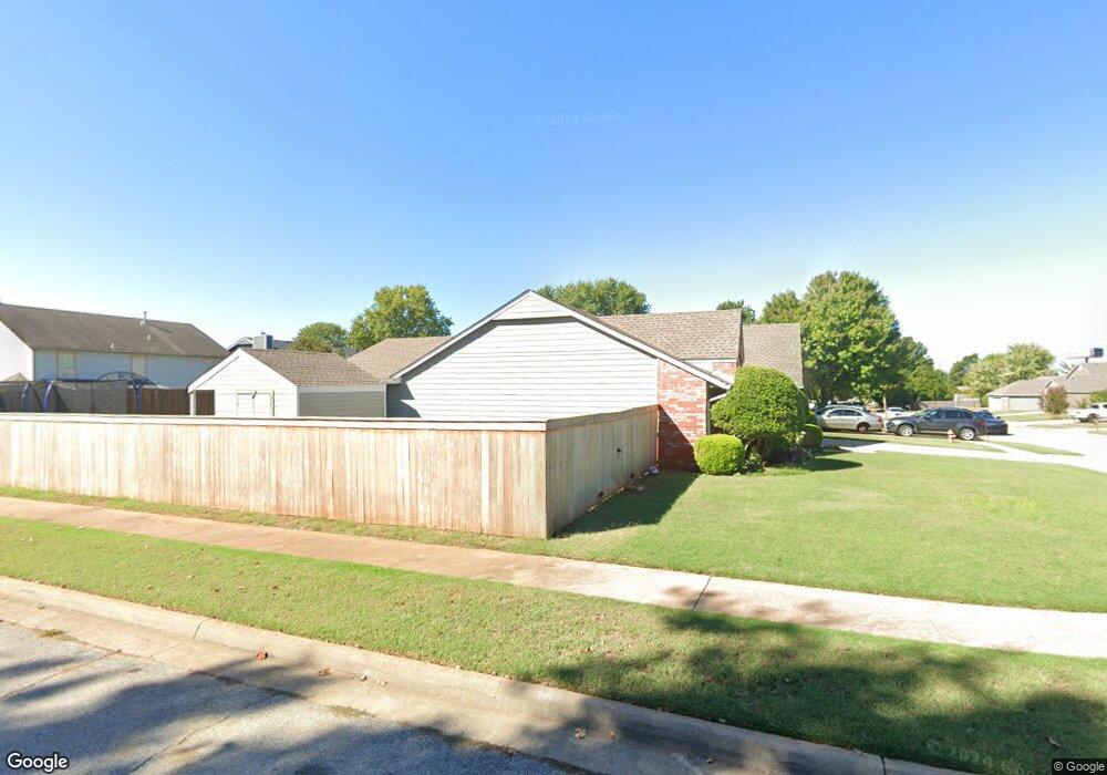 409 W Quanah St, Broken Arrow, OK 74011 - photo 1