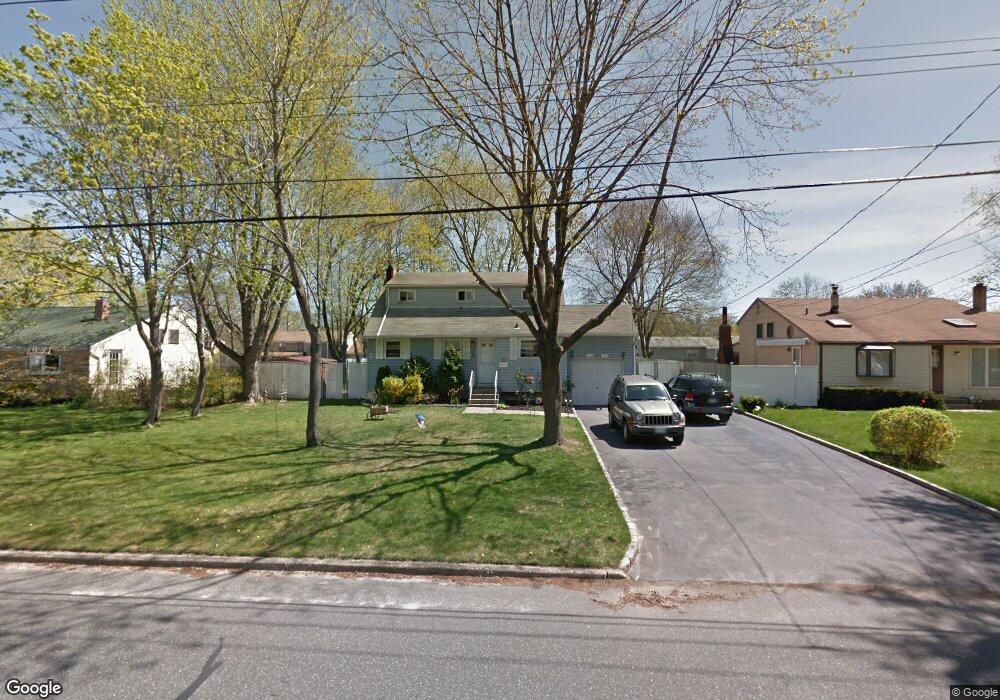 3009 Connecticut Ave, Medford, NY 11763 - photo 1