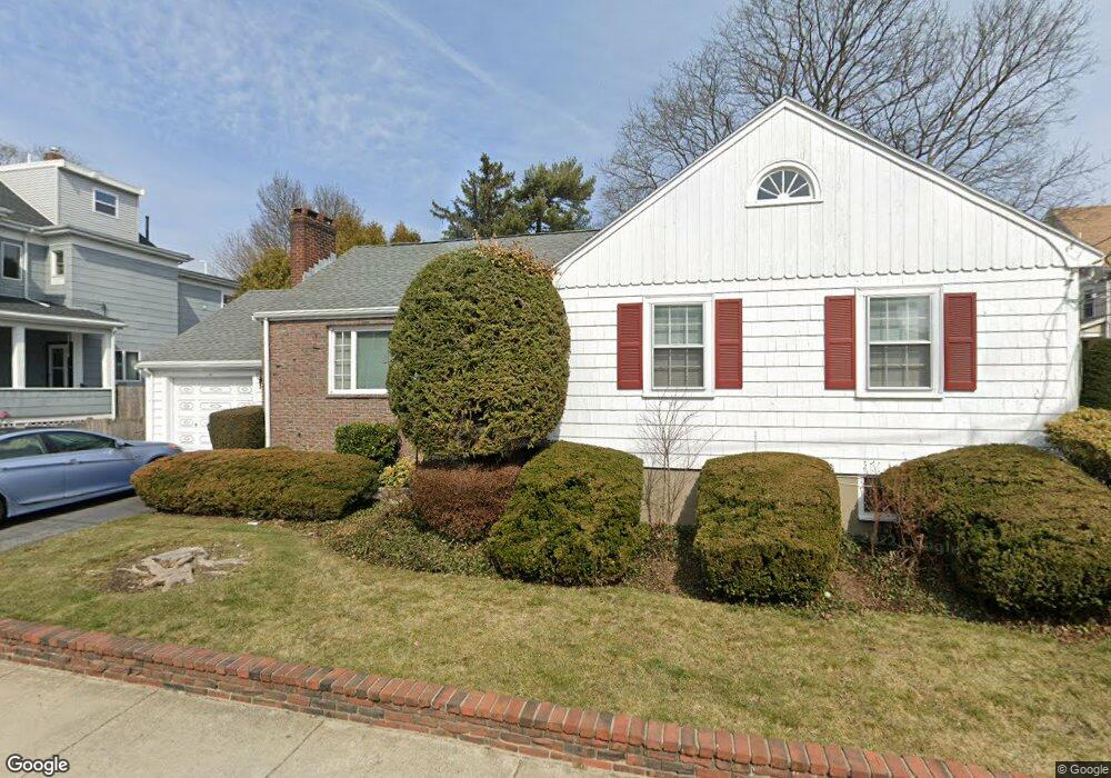 24 Arlington St, Malden, MA 02148 - photo 1