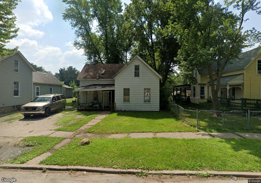 1513 W 6th St, Davenport, IA 52802 - photo 1