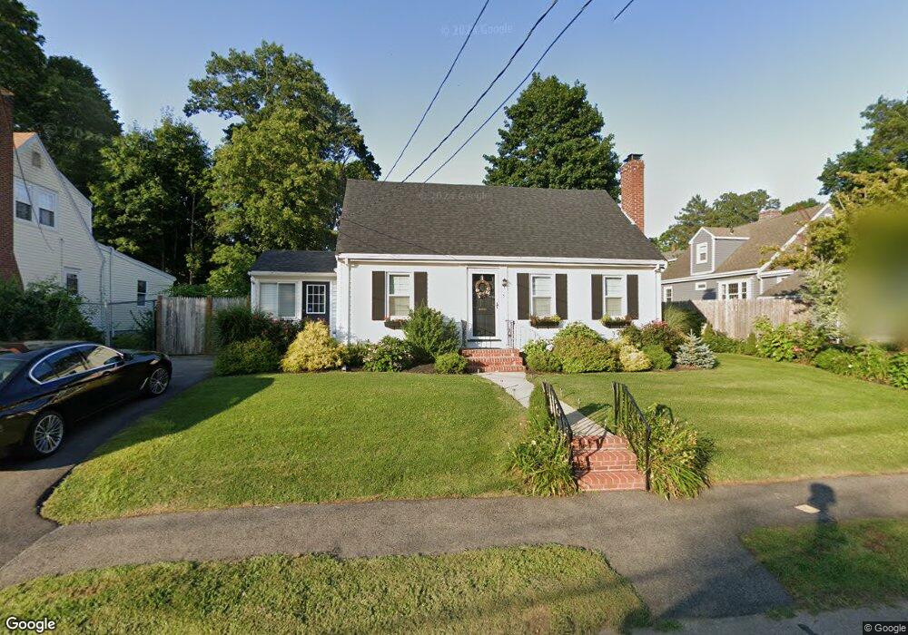 3 Skyline Rd, Hyde Park, MA 02136 - photo 1