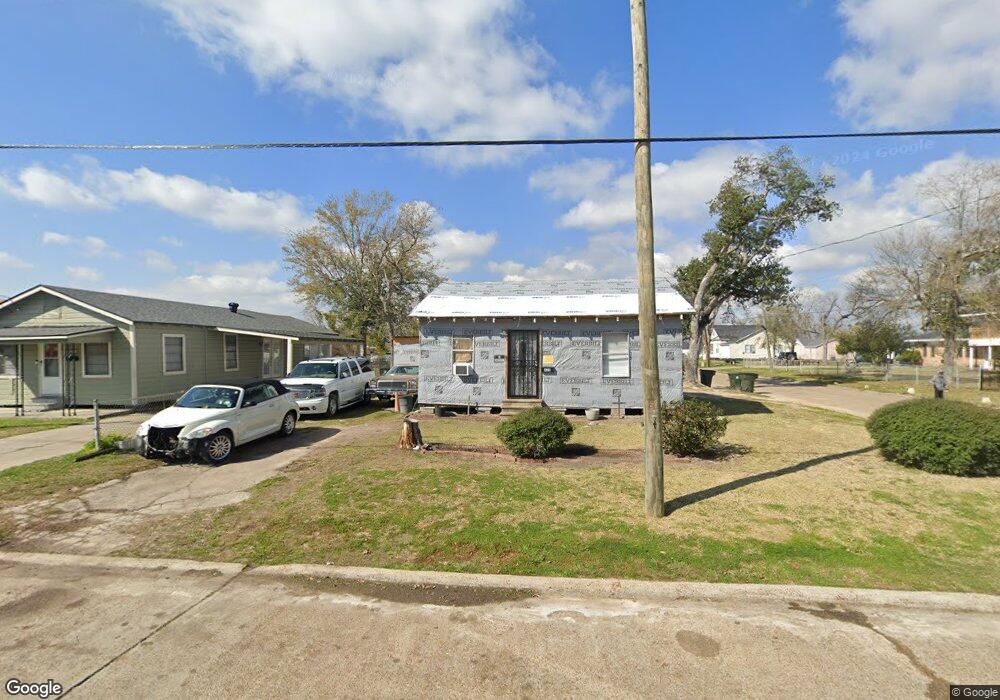825 N Blake St, Lake Charles, LA 70601 - photo 1