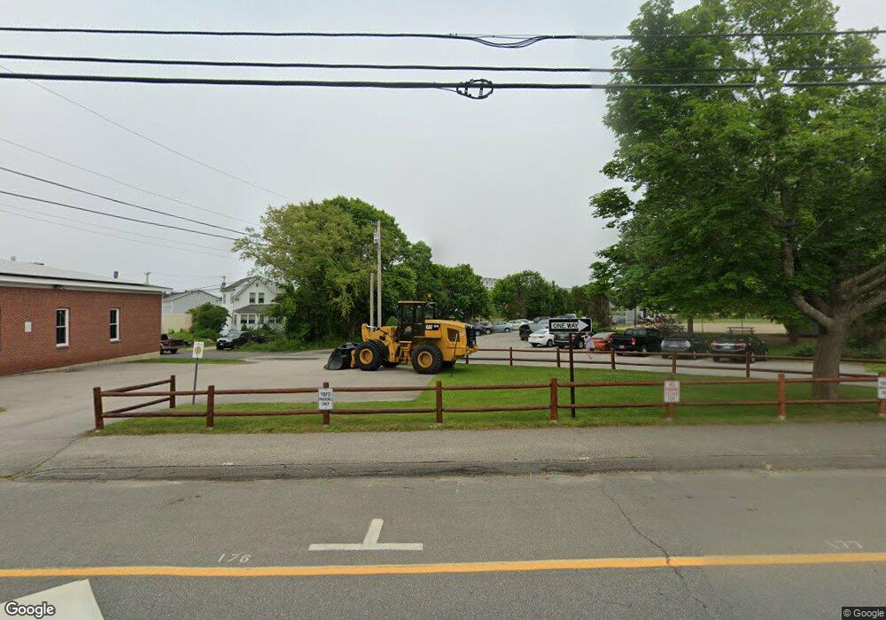 39 Railroad Ave, York, ME 03909 - photo 1