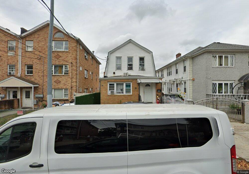 10316 97th St, Ozone Park, NY 11417 - photo 1