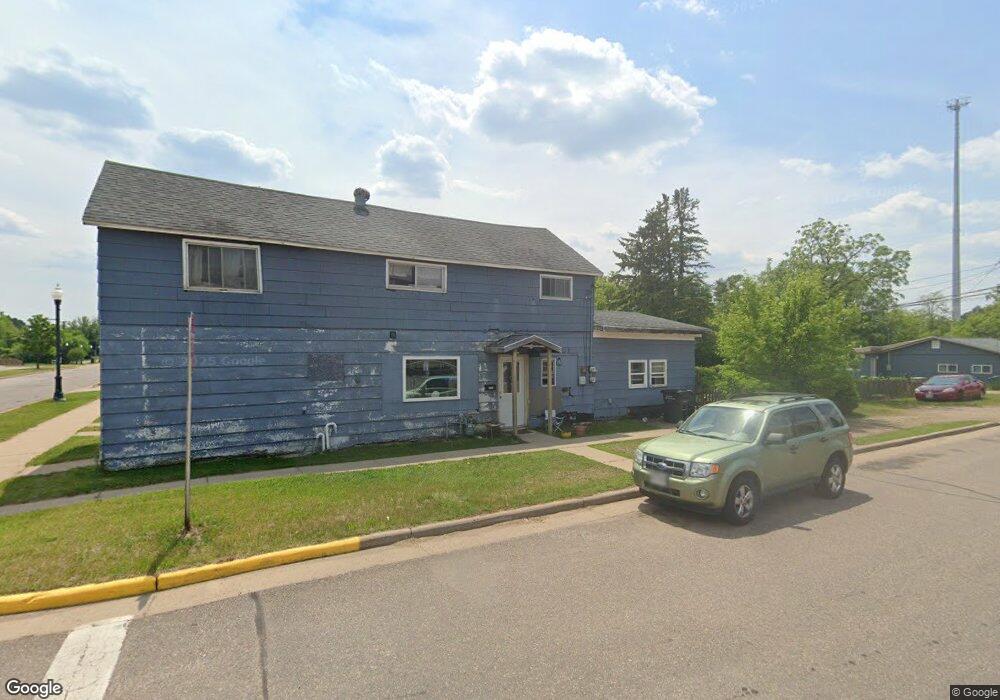 202 S Tomahawk Ave, Tomahawk, WI 54487 - photo 1