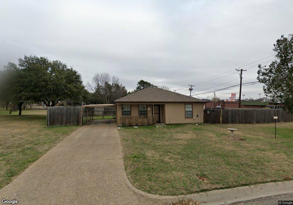 104 Mcanear St, Cleburne, TX 76033 - photo 1