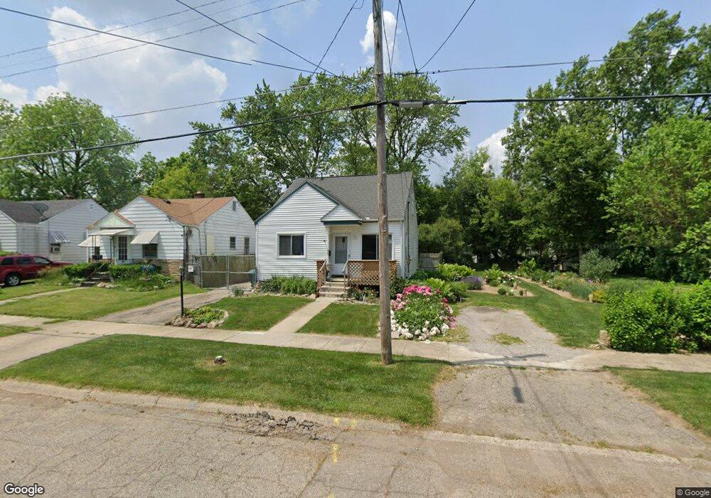 920 Stocker Ave, Flint, MI 48503 - photo 1