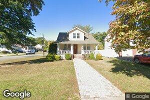 55 Holton St, Sewaren, NJ 07077