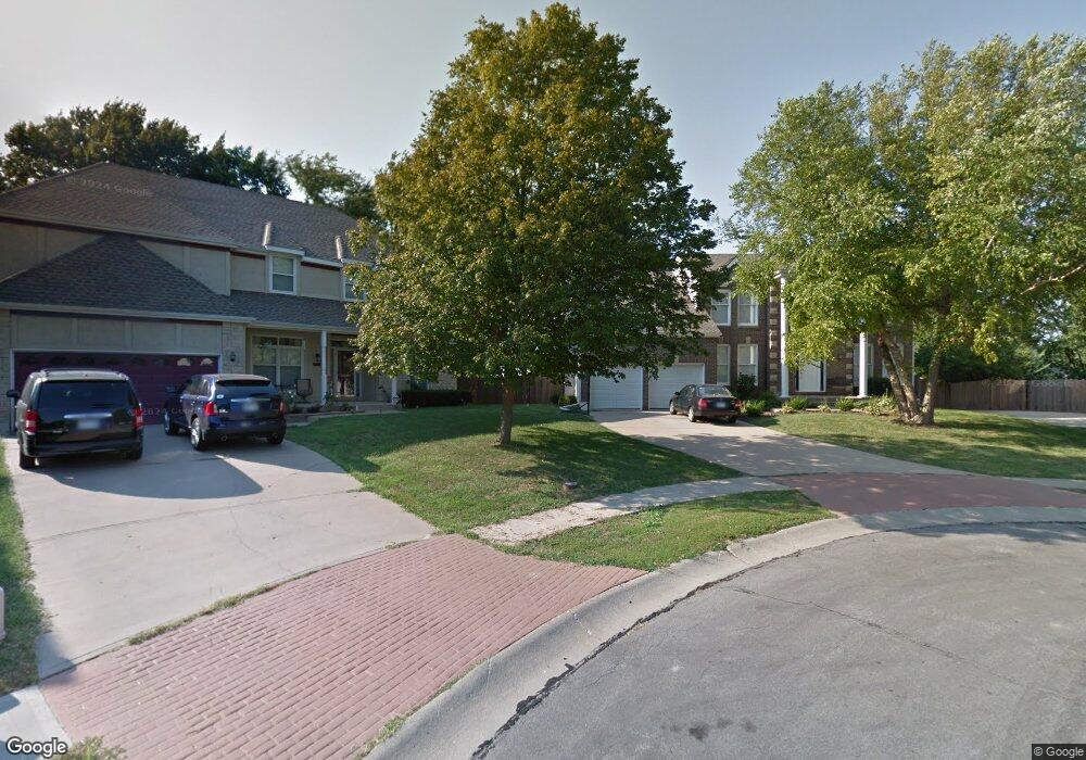 15018 W 76th St, Shawnee, KS 66216 - photo 1