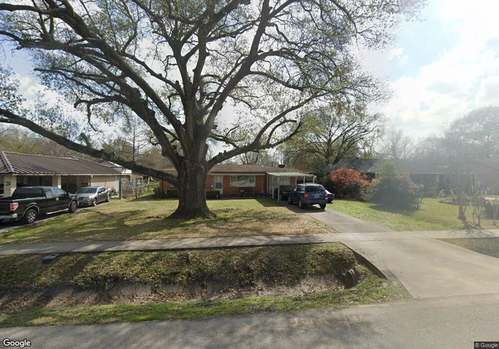 242 Victoria Dr, Houston, TX 77022 - photo 1