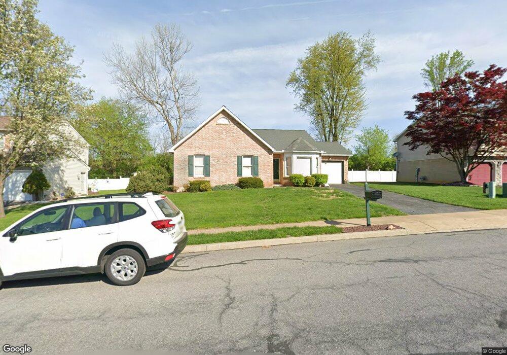 1177 Ashbourne Dr, Reading, PA 19605 - photo 1