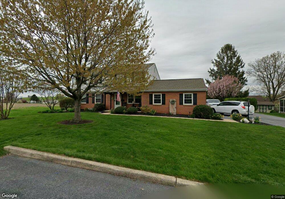 331 E Conestoga St, New Holland, PA 17557 - photo 1