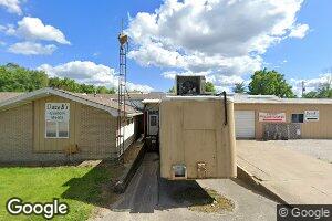 201 Mounts St, Carlinville, IL 62626