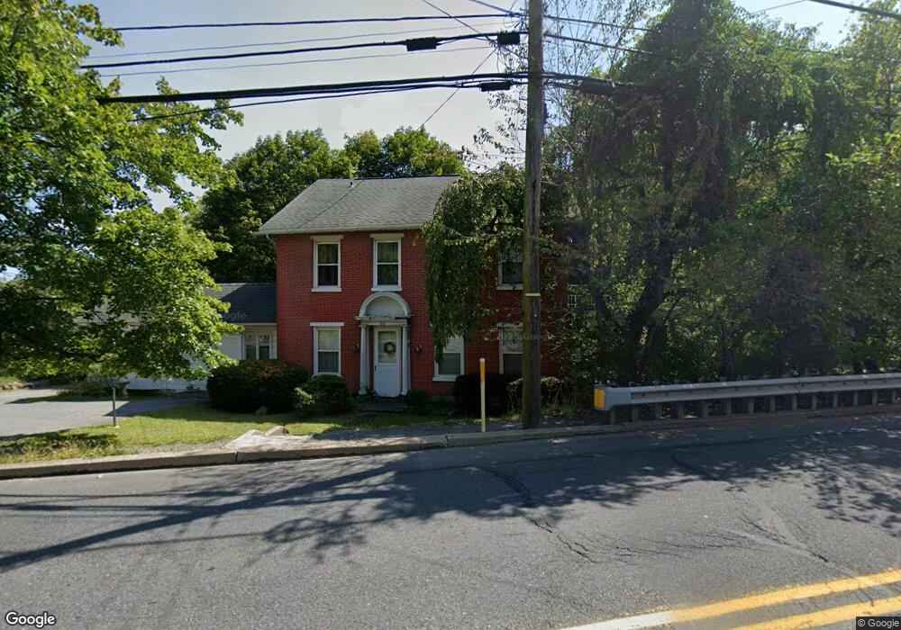 312 E Main St, Pen Argyl, PA 18072 - photo 1