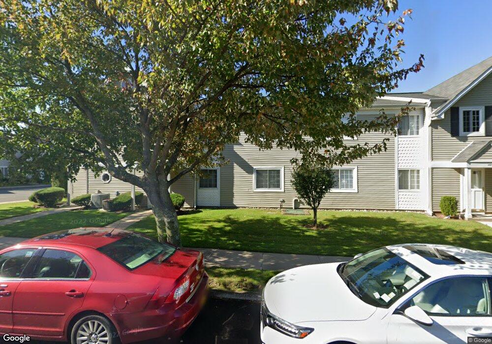 134 Gervil St unit 121, Staten Island, NY 10309 - photo 1