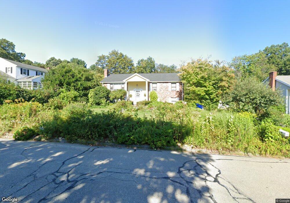 4 Maplecrest Dr, Southborough, MA 01772 - photo 1