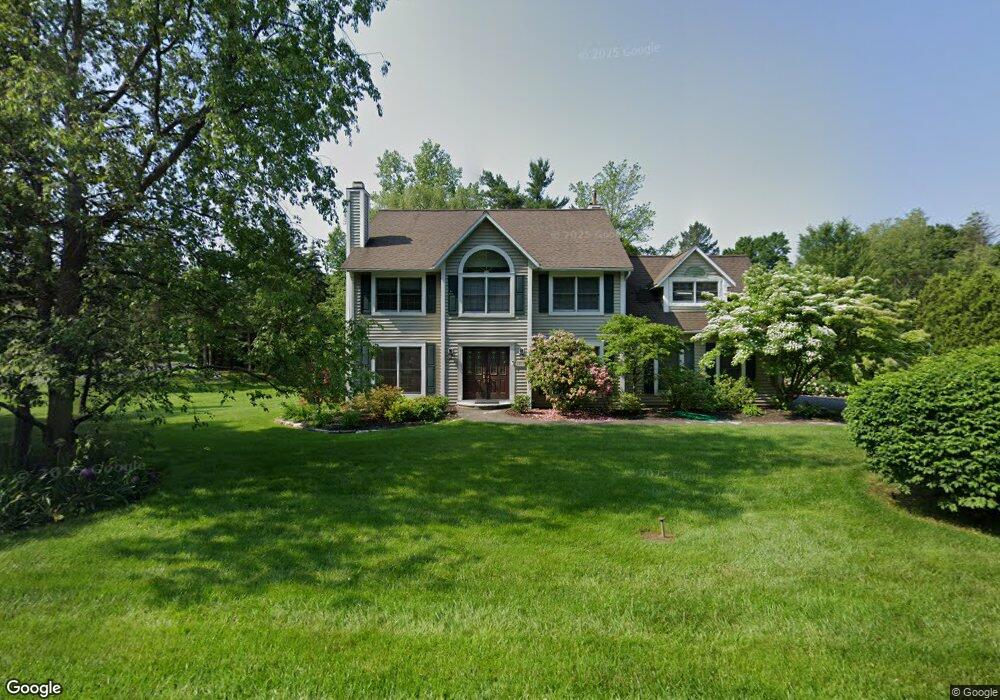 1036 Shannon Blvd, Schenectady, NY 12309 - photo 1