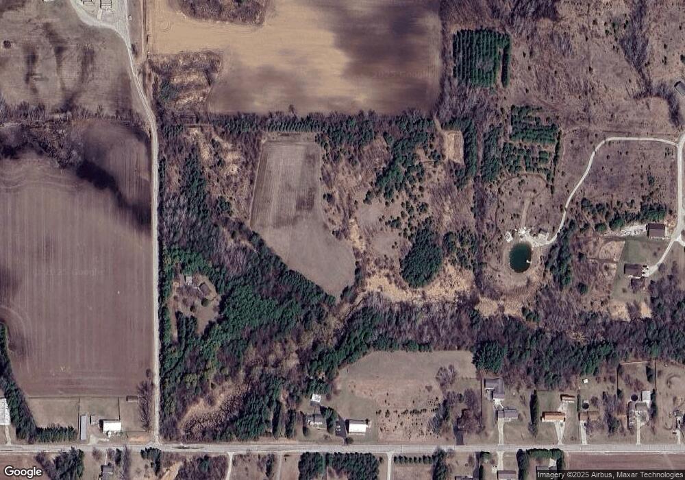 909 Crystal Spring Rd, Two Rivers, WI 54241 - photo 1