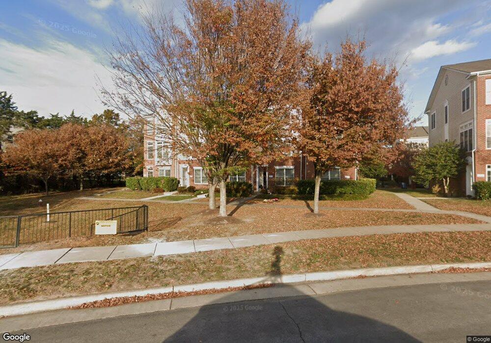 25035 Justice Dr, Chantilly, VA 20152 - photo 1