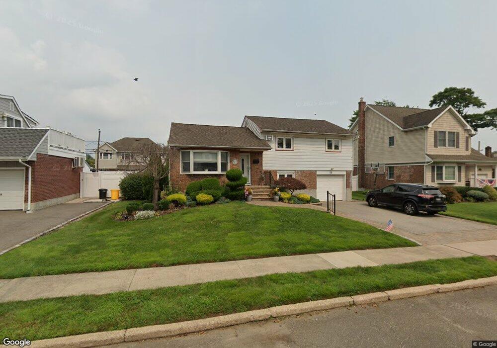 8 Clark St, Plainview, NY 11803 - photo 1