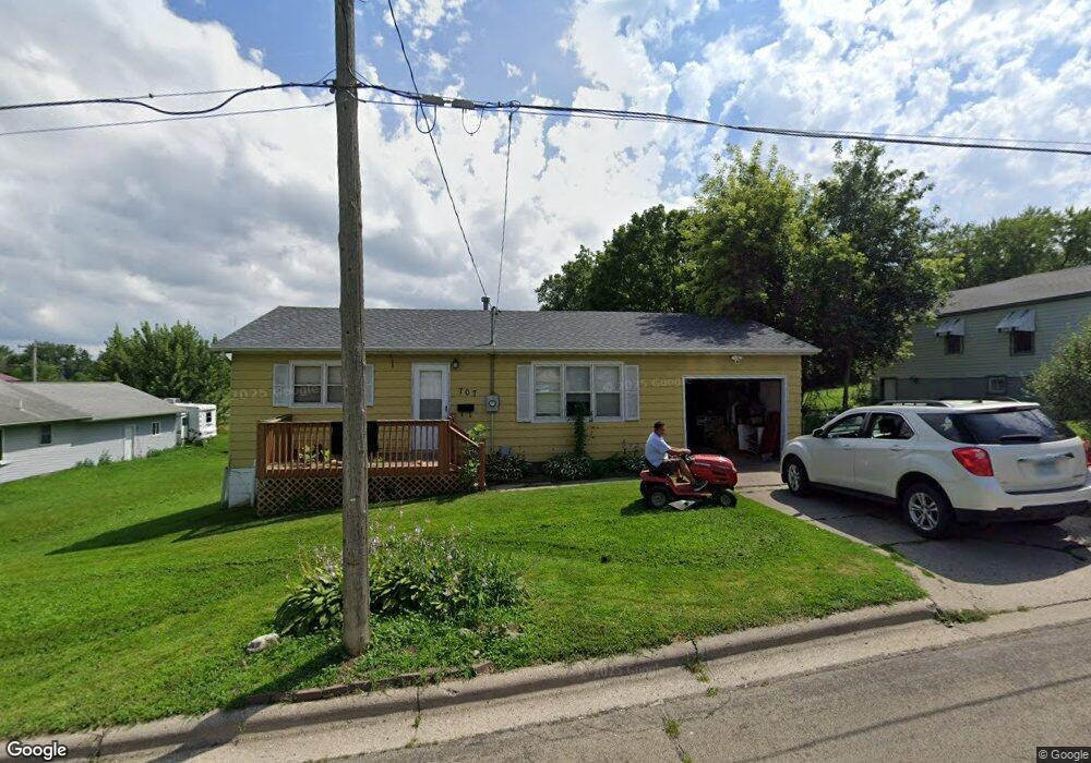 707 Alcove St, Albert Lea, MN 56007 - photo 1