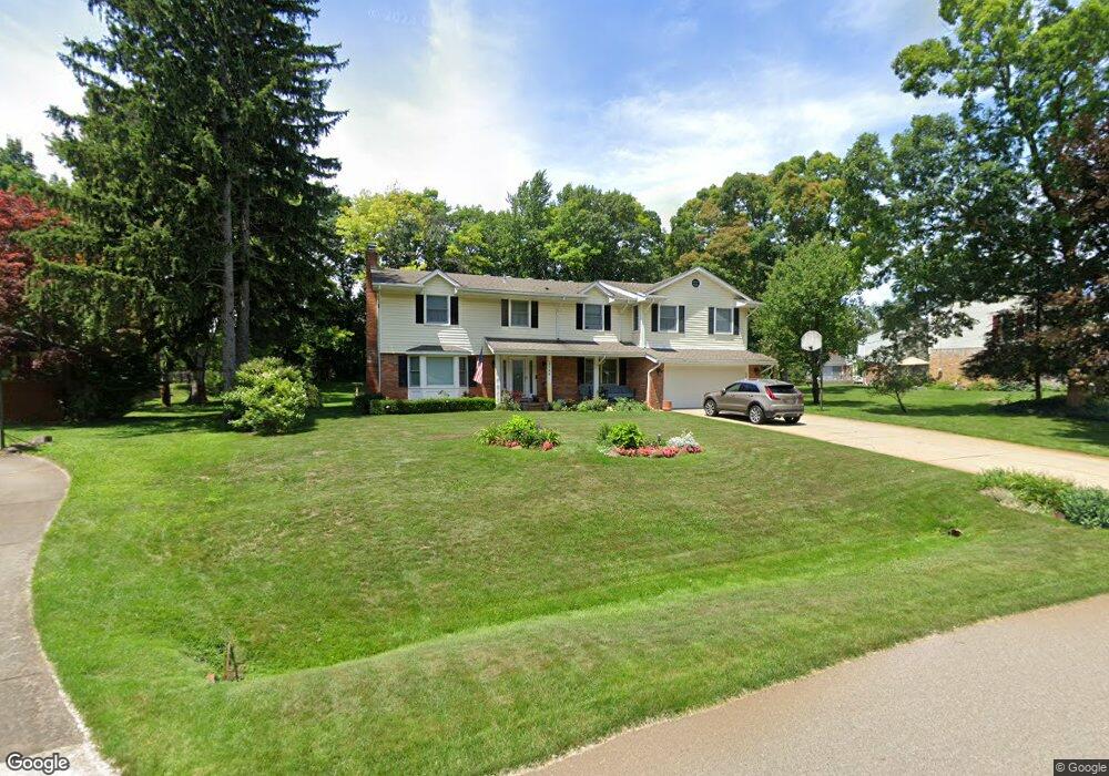 2324 Keylon Dr, West Bloomfield, MI 48324 - photo 1