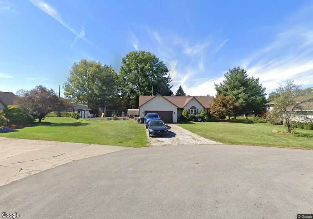 17669 Bobwhite Ct, Lagrange, OH 44050 - photo 1