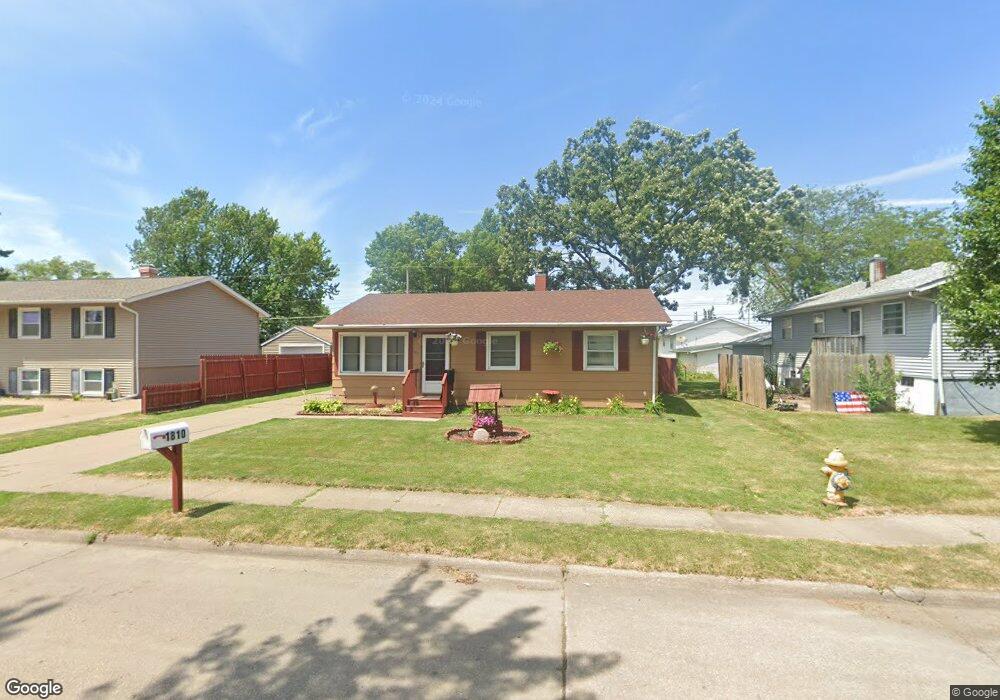 1810 W 68th St, Davenport, IA 52806 - photo 1