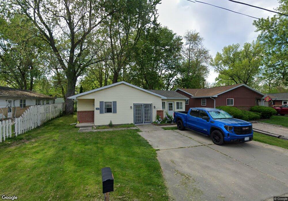 95 Gavin St, Lincoln, IL 62656 - photo 1