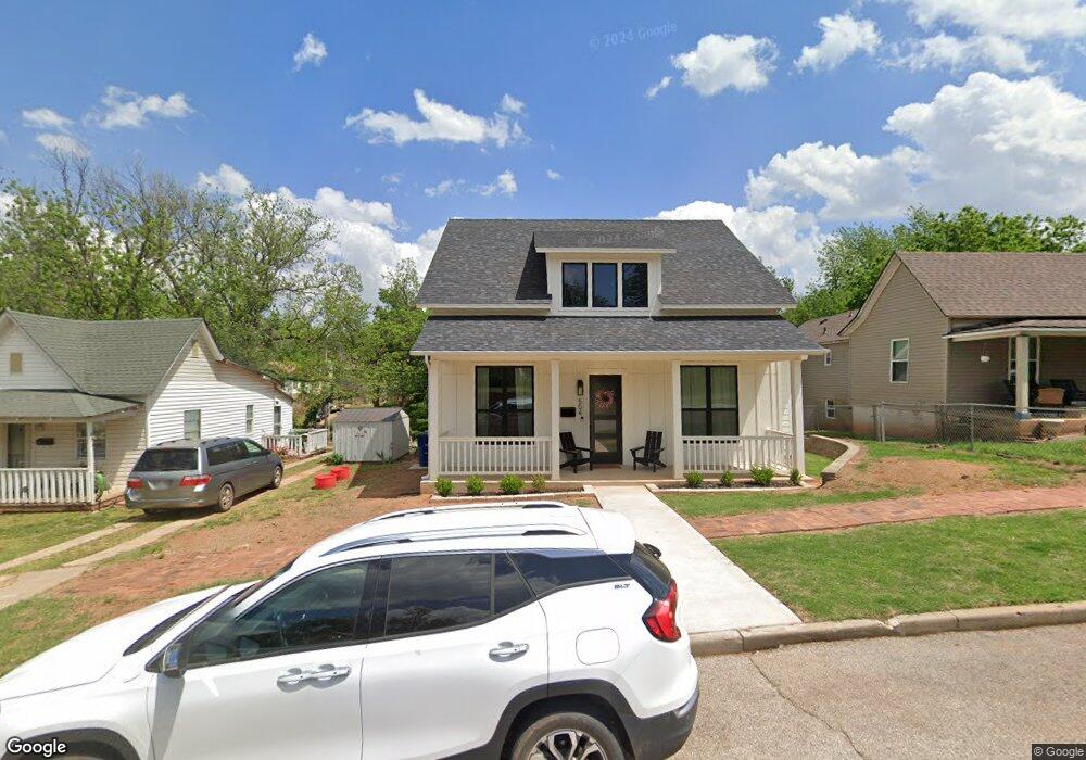 504 N Division St, Guthrie, OK 73044 - photo 1