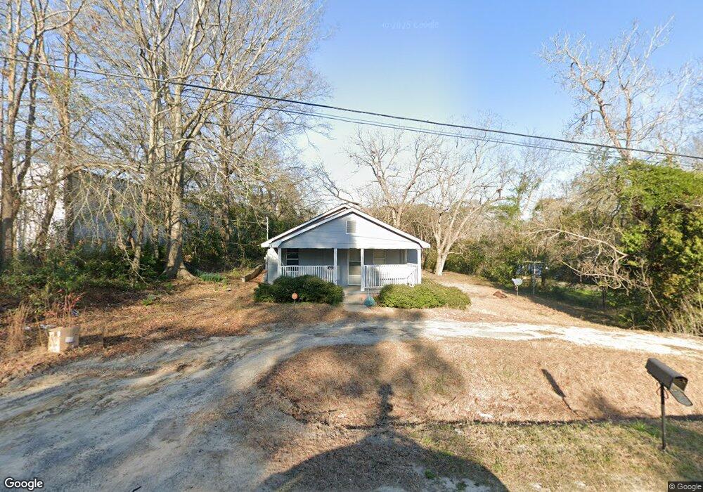 43 S Third Ave, Mc Rae Helena, GA 31055 - photo 1